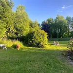 Shannon River House & Gardens 홈스테이 *