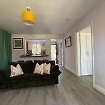 Homestay Shannon River House & Gardens