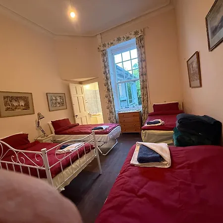 Shannon River House & Gardens Homestay