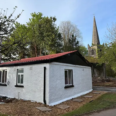 Shannon River House & Gardens Limerick