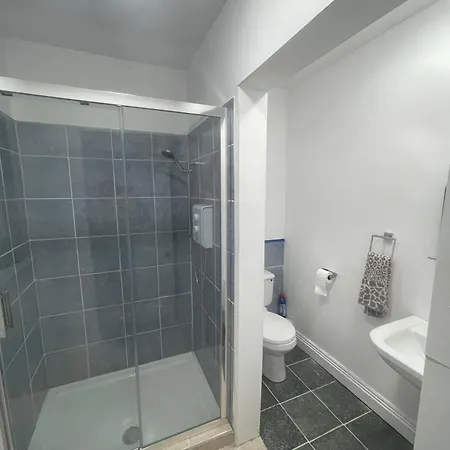 Shannon River House & Gardens