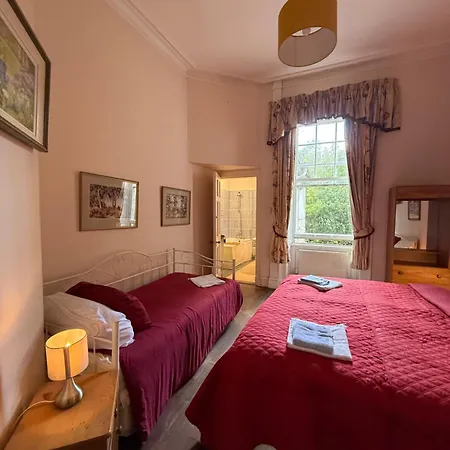 Privatunterkunft Shannon River House & Gardens Limerick Junction