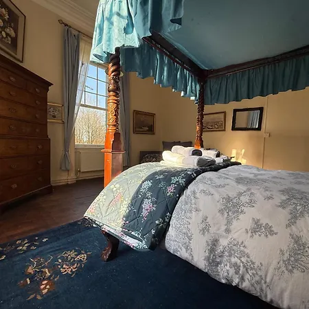 Homestay Shannon River House & Gardens