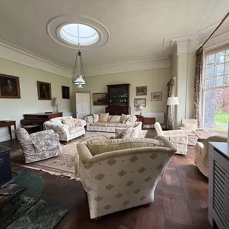 Privat bolig Shannon River House & Gardens *