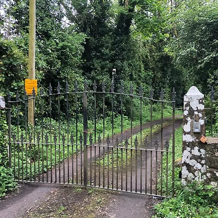 Shannon River House & Gardens