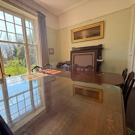 Privatunterkunft Shannon River House & Gardens *