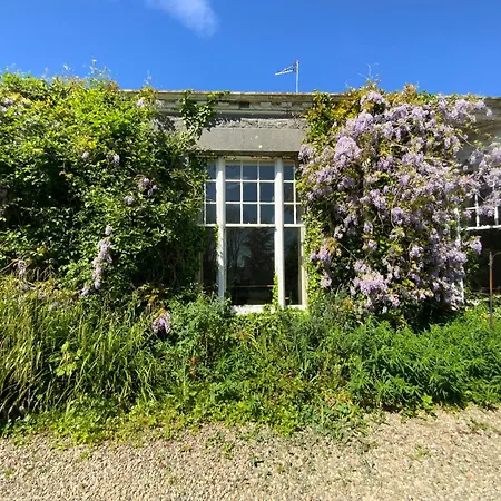 Shannon River House & Gardens *