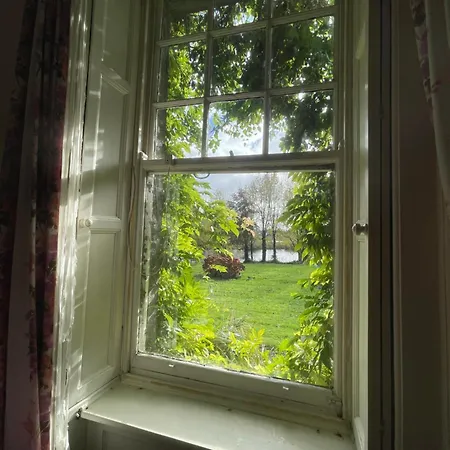 Shannon River House & Gardens Privat bolig *