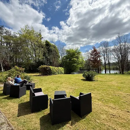 Privatunterkunft Shannon River House & Gardens *
