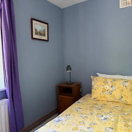 Shannon River House & Gardens *