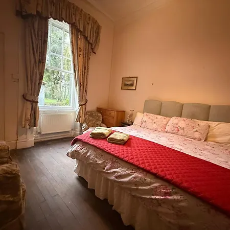 Shannon River House & Gardens * Limerick Junction