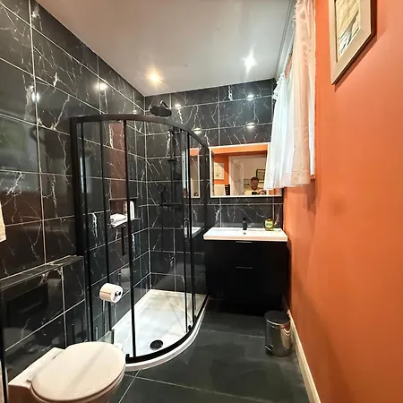 Shannon River House & Gardens * Limerick Junction