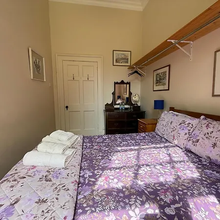 Privatunterkunft Shannon River House & Gardens