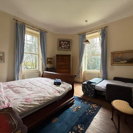 Privatunterkunft Shannon River House & Gardens *