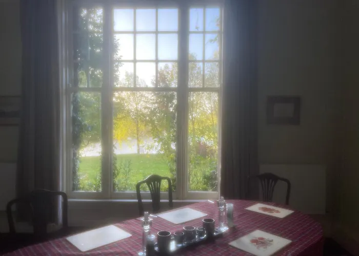 Shannon River House & Gardens *