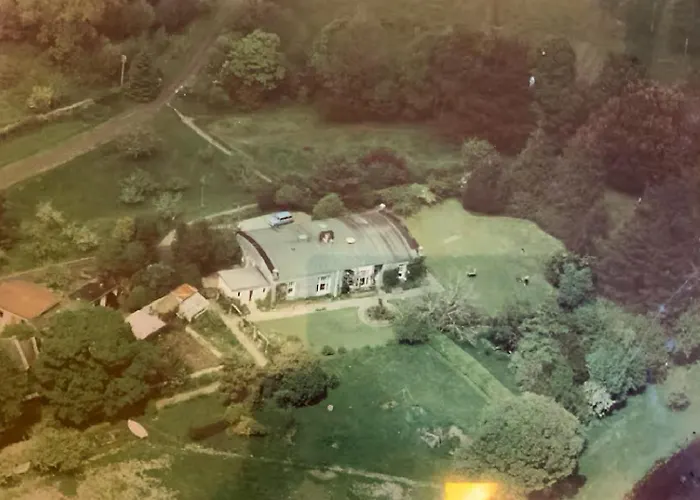 Shannon River House & Gardens 홈스테이