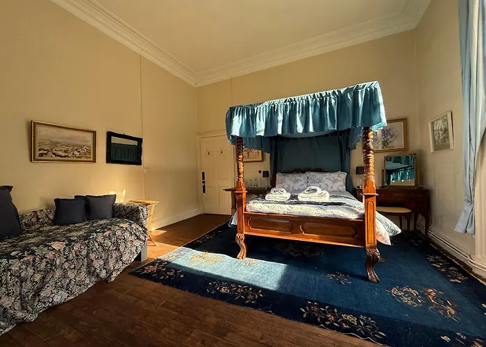 Shannon River House & Gardens 홈스테이