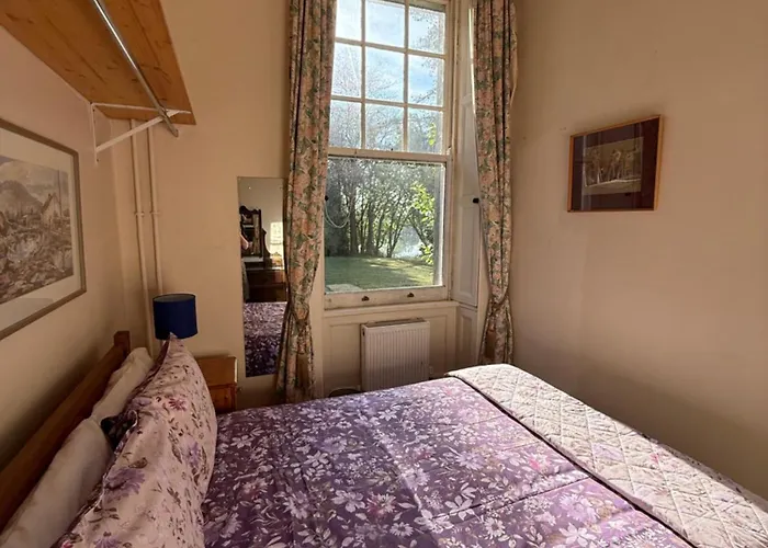 Shannon River House & Gardens Homestay