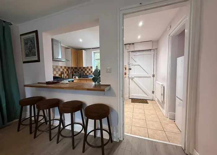 Shannon River House & Gardens *