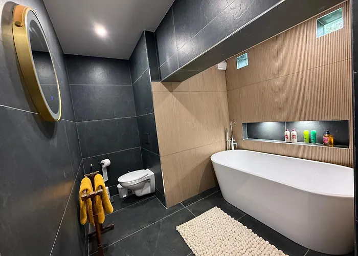 Homestay Shannon River House & Gardens *