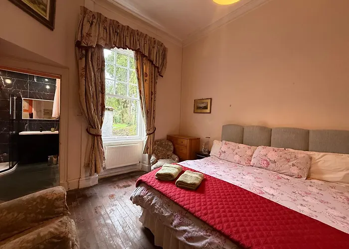 Shannon River House & Gardens